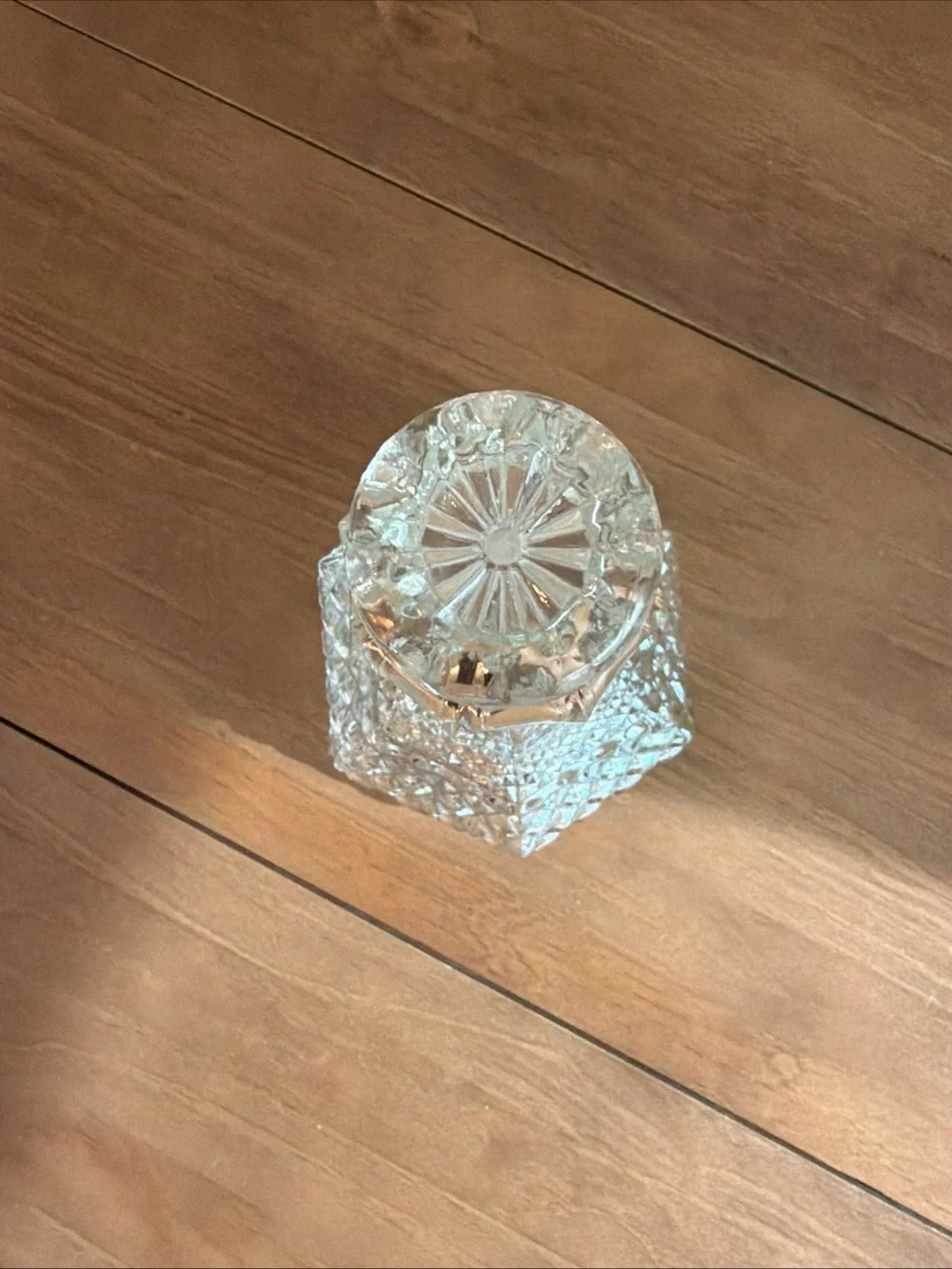 Vintage Clear Cut Glass Decanter with Stopper - Elegant Tabletop Carafe